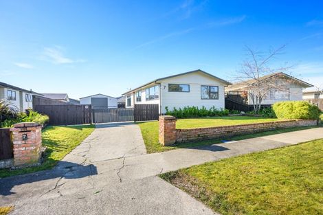 Photo of property in 7 Colonial Place, Kelvin Grove, Palmerston North, 4414