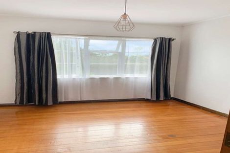 Photo of property in 13b Awaroa Road, Sunnyvale, Auckland, 0612