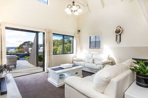 Photo of property in 735 Acacia Bay Road, Acacia Bay, Taupo, 3330