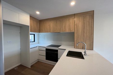 Photo of property in 33 Jabuka Street, Glen Eden, Auckland, 0602