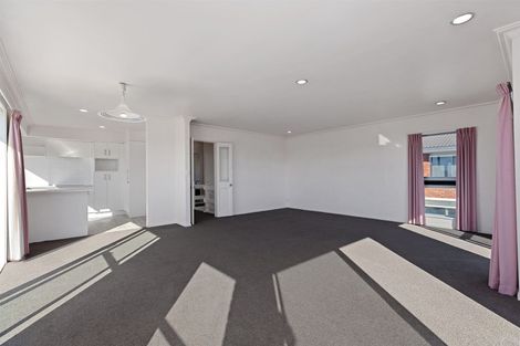 Photo of property in 2/3 Wells Avenue, Mount Maunganui, 3116