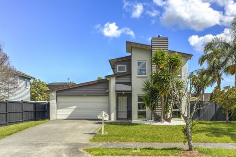 Photo of property in 3 Girvan Terrace, Wattle Downs, Auckland, 2103