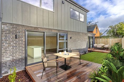 Photo of property in 2/45 Cranford Street, St Albans, Christchurch, 8014