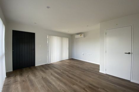 Photo of property in 2 Whai Hua Lane, Mangere Bridge, Auckland, 2022