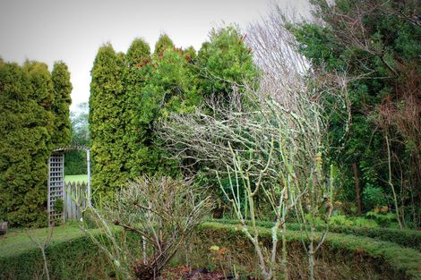 Photo of property in 64 Richmond Road, Carterton, 5713