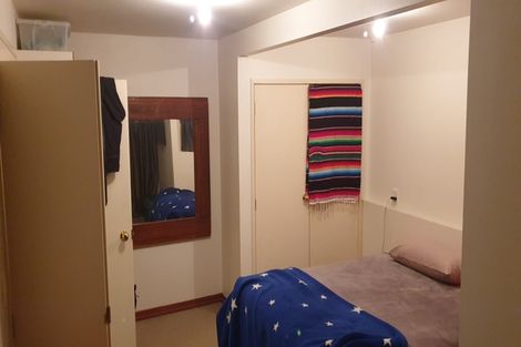 Photo of property in 28 Compton Street, Hillcrest, Auckland, 0627