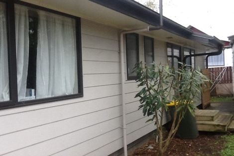 Photo of property in 2/57 Redcrest Avenue, Red Hill, Papakura, 2110