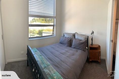 Photo of property in 2/2 Stone Street, Miramar, Wellington, 6022