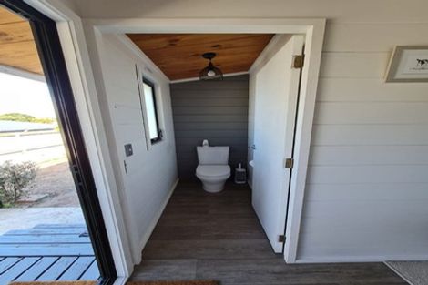 Photo of property in 140 Manly Street, Paraparaumu Beach, Paraparaumu, 5032