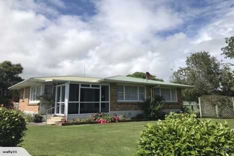 Photo of property in 42 Mcfarlane Street, Oakura, 4314