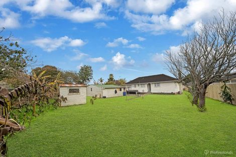 Photo of property in 17 Kairanga Street, Mangere East, Auckland, 2024