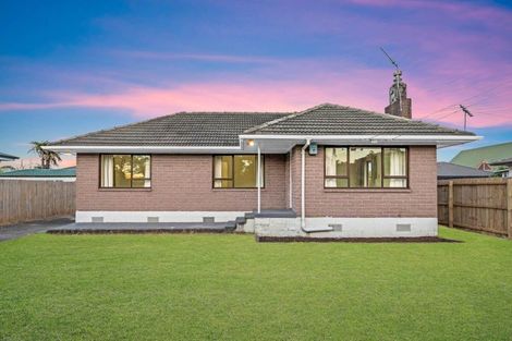 Photo of property in 12 Hunua Road, Papakura, 2110