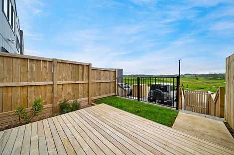 Photo of property in 90 Tarapuka Road, Westgate, Auckland, 0814