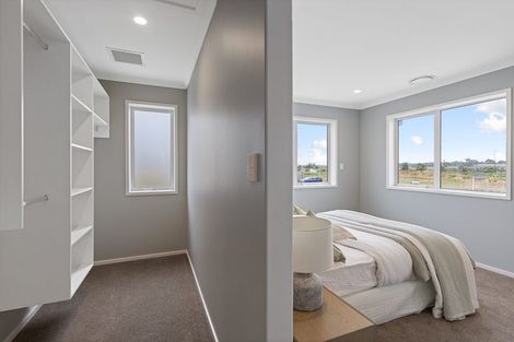 Photo of property in 35 Hayfield Way, Karaka, Papakura, 2113