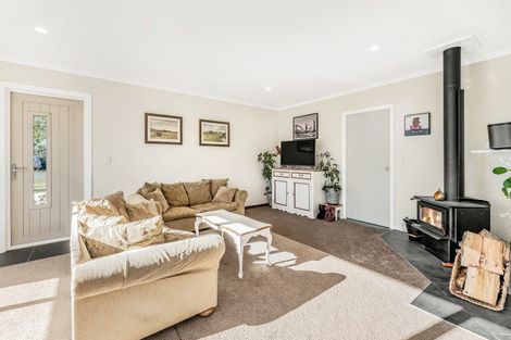 Photo of property in 15 Longden Street, Darfield, 7510