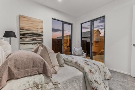 Photo of property in 21 Paretao Street, Massey, Auckland, 0614