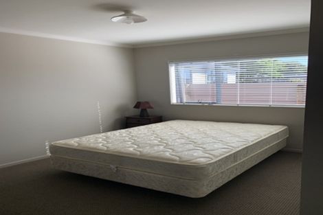 Photo of property in 28 Moa Street, Waikiwi, Invercargill, 9810