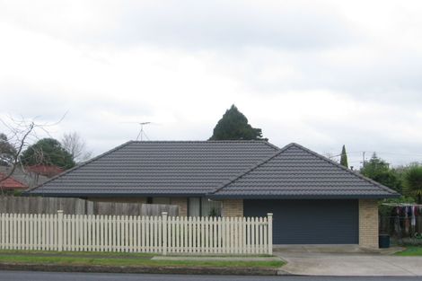 Photo of property in 25 Settlement Road, Papakura, 2110