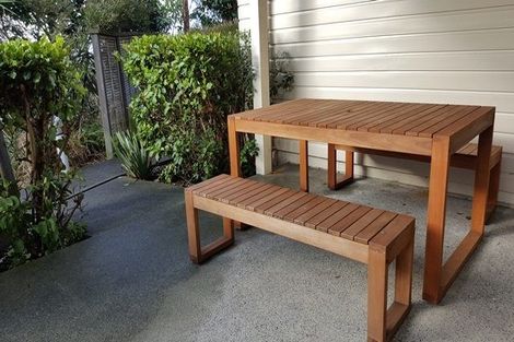 Photo of property in 8d Schnapper Rock Road, Schnapper Rock, Auckland, 0632