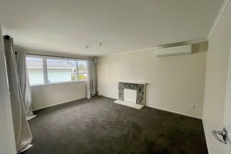 Photo of property in 22 Clendon Place, Manurewa, Auckland, 2102