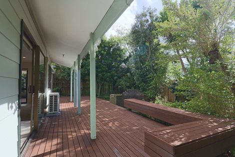 Photo of property in 1/5 Rosca Lane, Sunnyhills, Auckland, 2010