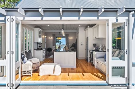 Photo of property in 7 Symonds Street, Onehunga, Auckland, 1061