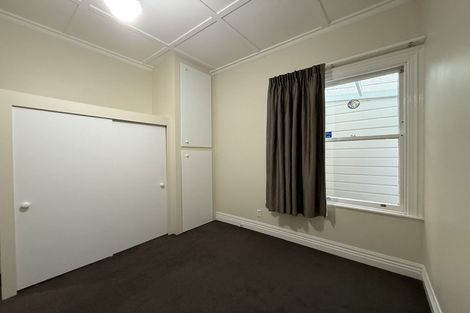 Photo of property in 74 Wright Street, Mount Cook, Wellington, 6021