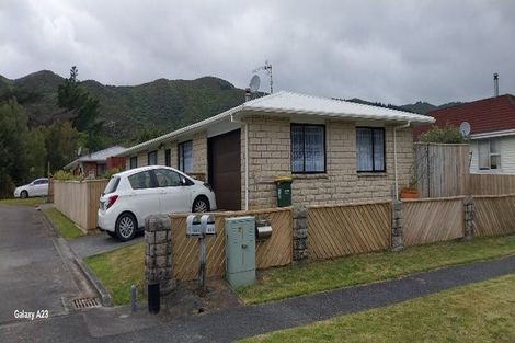 Photo of property in 340 Wellington Road, Wainuiomata, Lower Hutt, 5014