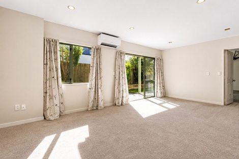Photo of property in 533a Barbadoes Street, Edgeware, Christchurch, 8013