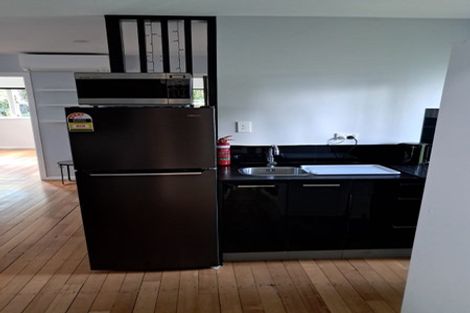 Photo of property in 352 Titirangi Road, Titirangi, Auckland, 0604