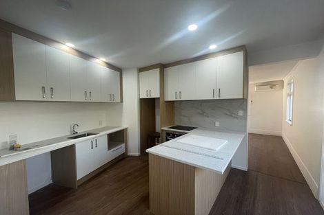 Photo of property in 22 Grande Vue Road, Hillpark, Auckland, 2102