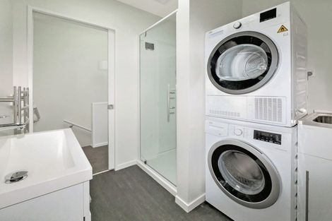 Photo of property in 31-41 Pirie Street, Mount Victoria, Wellington, 6011