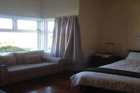 Photo of property in 2 Stanley Street, Berhampore, Wellington, 6023