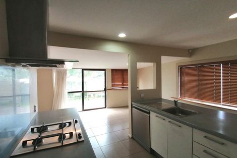 Photo of property in 1/90 Target Road, Totara Vale, Auckland, 0629