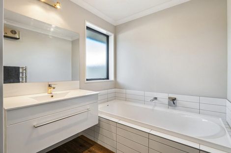 Photo of property in 5b Ballinger Place, Kaiapoi, 7630