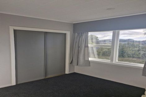 Photo of property in 11 Julian Place, Westown, New Plymouth, 4310