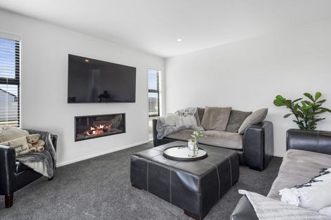 Photo of property in 31 Hotere Street, Rangiora, 7400