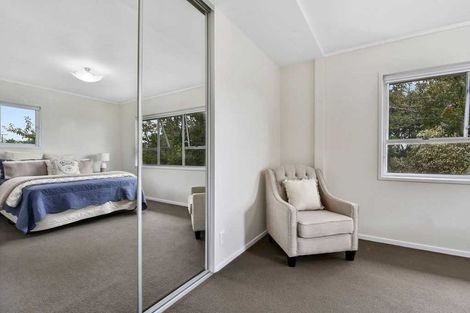 Photo of property in 2/148 Arran Road, Browns Bay, Auckland, 0630