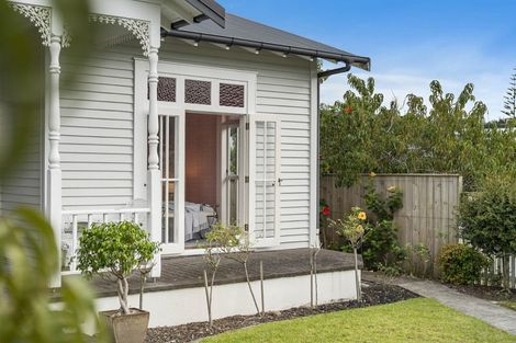 Photo of property in 219 The Square, Whangamata, 3620