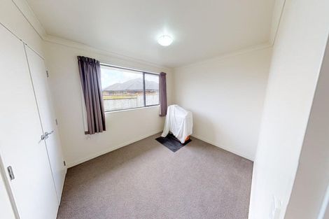 Photo of property in 16 Masefield Terrace, Kelvin Grove, Palmerston North, 4414
