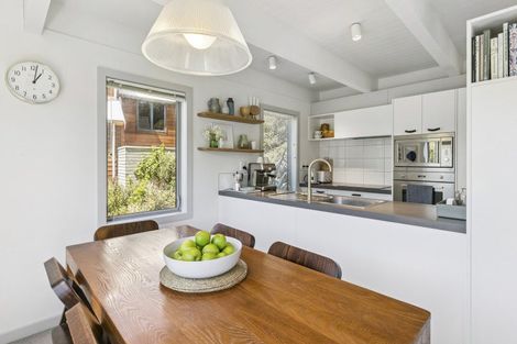 Photo of property in 12a Cavalry Close, Crofton Downs, Wellington, 6035