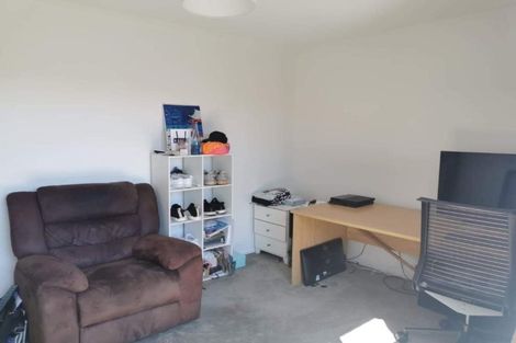 Photo of property in 1/114 Ocean View Road, Northcote, Auckland, 0627