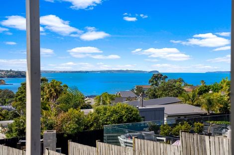 Photo of property in 18 Montgomery Avenue, Rothesay Bay, Auckland, 0630