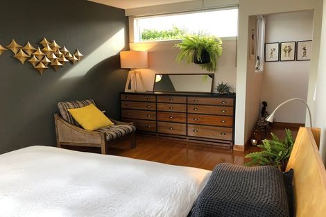 Photo of property in 9 City View Terrace, Birkenhead, Auckland, 0626