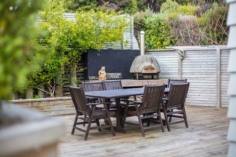 Photo of property in 4 Helm Place, Whitby, Porirua, 5024