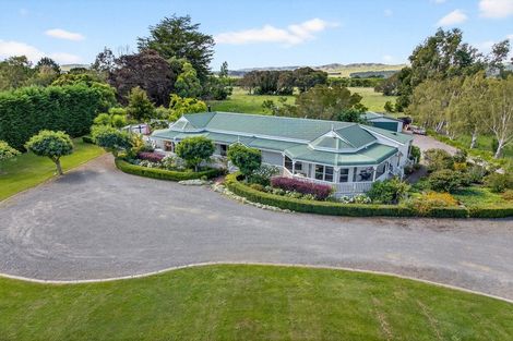 Photo of property in 41 Oxford Street, Martinborough, 5711