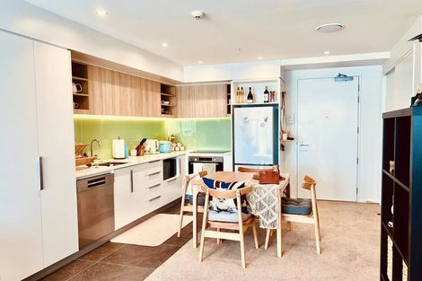 Photo of property in 305/1 Buscomb Avenue, Henderson, Auckland, 0610