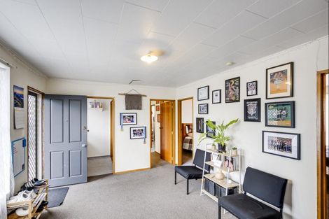 Photo of property in 64 Columbus Crescent, Flaxmere, Hastings, 4120