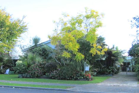 Photo of property in 45 Othello Drive, Clover Park, Auckland, 2023