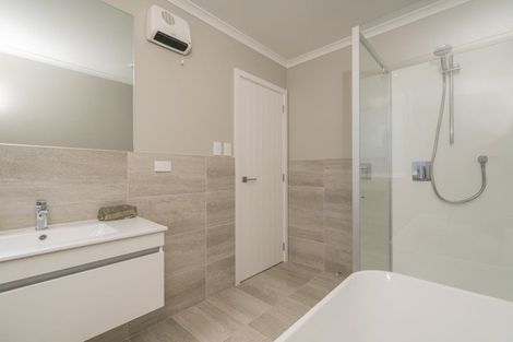 Photo of property in 165 Kelly Jade Avenue, Matarangi, Whitianga, 3592